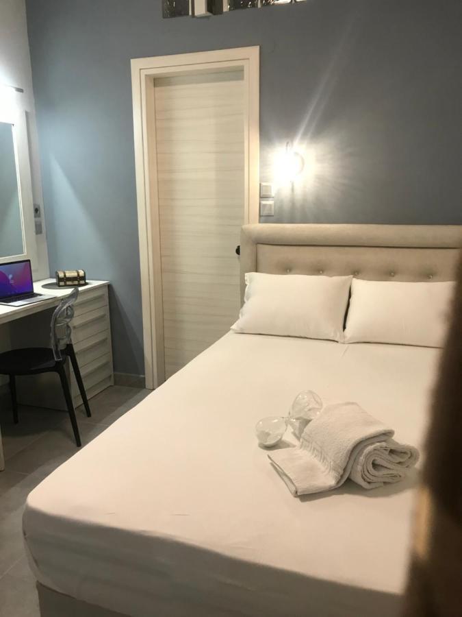 Avra Comfort Rooms - Family Potidée Extérieur photo