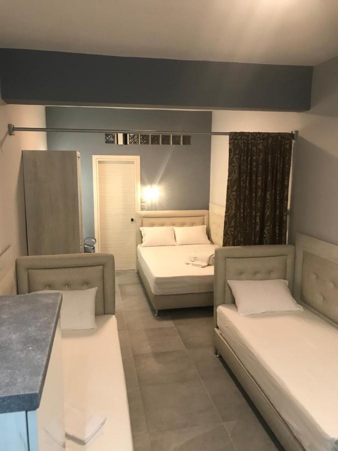 Avra Comfort Rooms - Family Potidée Extérieur photo