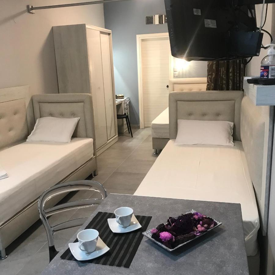 Avra Comfort Rooms - Family Potidée Extérieur photo