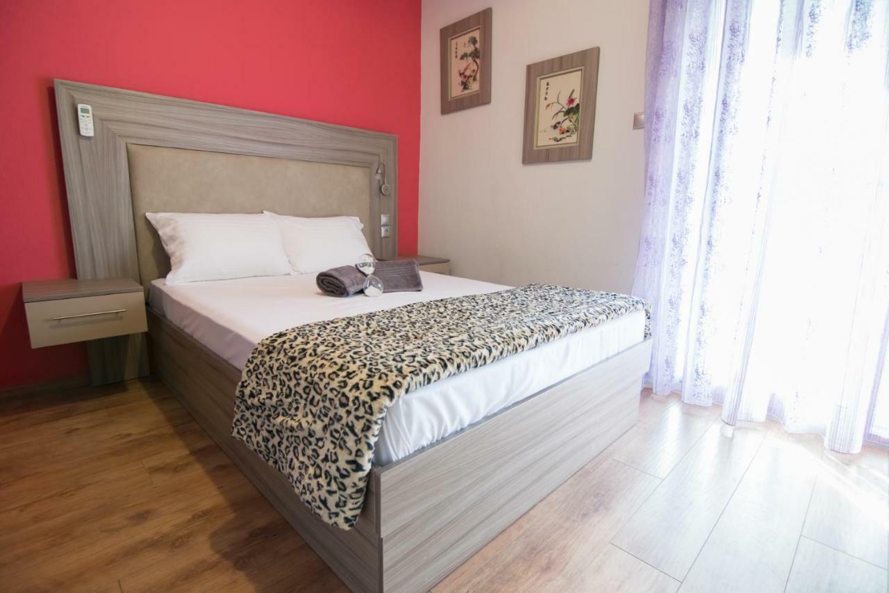 Avra Comfort Rooms - Family Potidée Extérieur photo