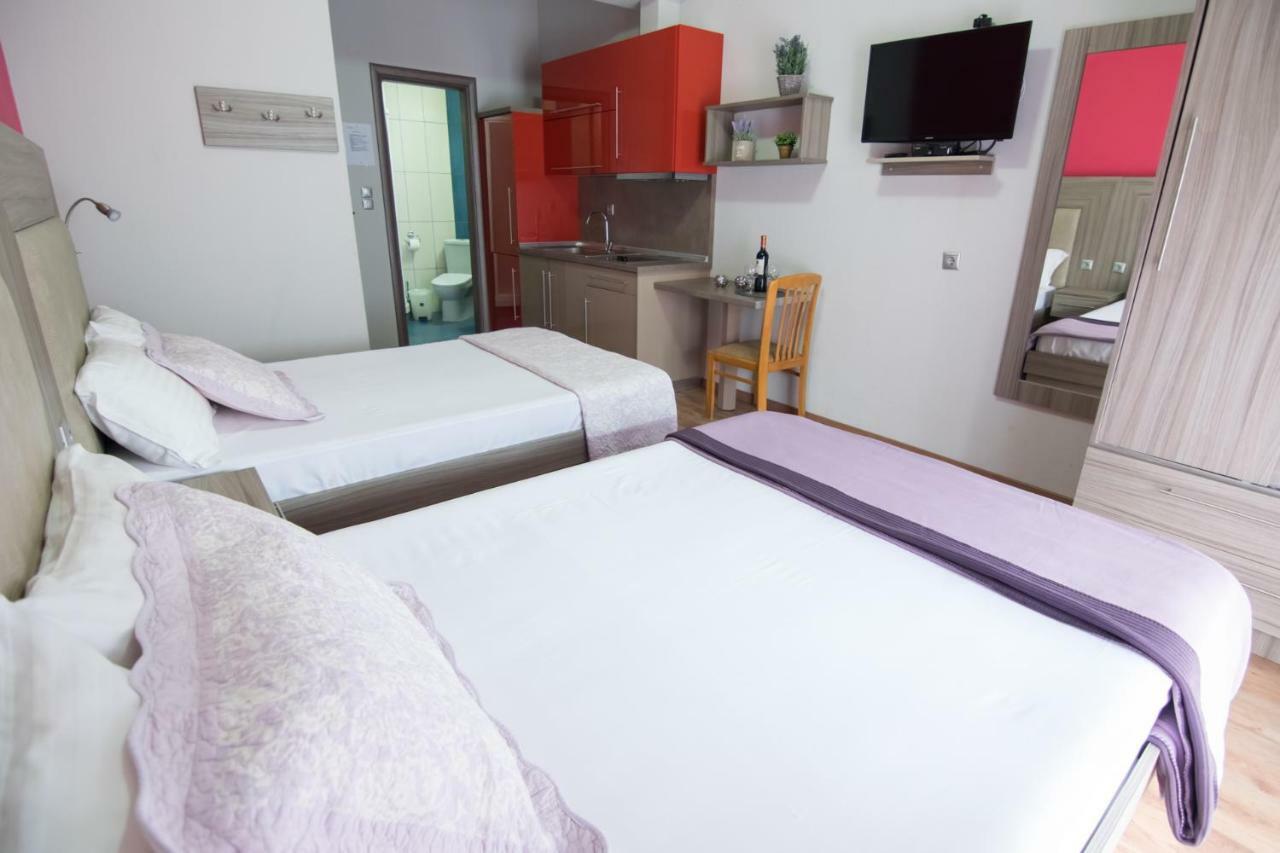 Avra Comfort Rooms - Family Potidée Extérieur photo