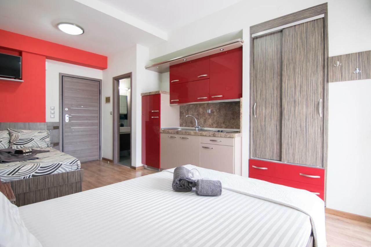 Avra Comfort Rooms - Family Potidée Extérieur photo